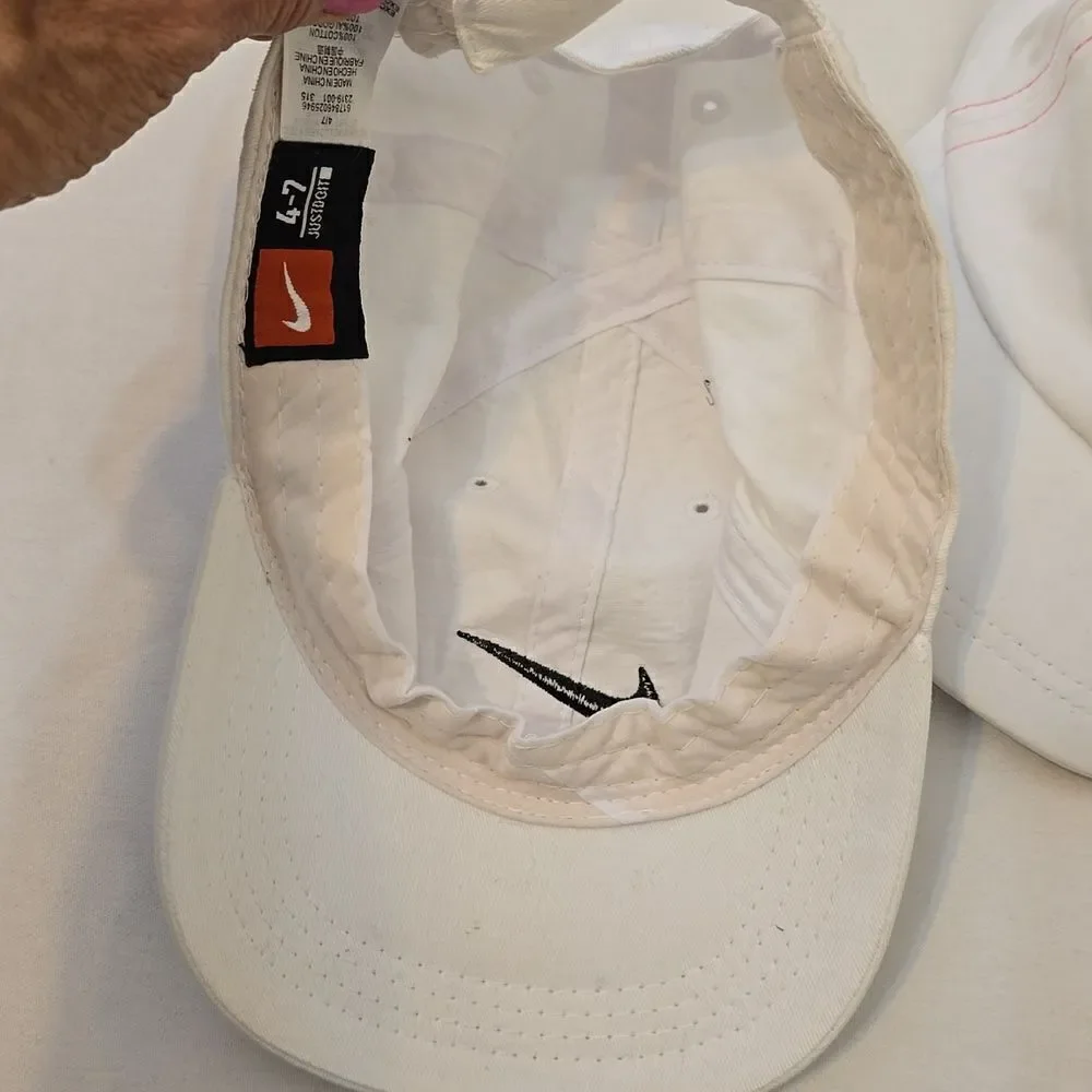 Bundle of 2 girls‎ nike and tommy bahama caps